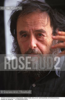 Nome:.SZEEMANN HARALD.Descrizione:.CRITICO DARTE STORICO DIRETTORE DEL SETTORE ARTI VISIVE DELLA BIENNALE.ART CRITIC HISTORICAL DIRECTOR OF THE BIENNALES VISUAL ARTS SECTOR .Credit:.Graziano Arici/Rosebud2/.Costo:.A.Nazione:.SVIZZERA.SWISS.Cittˆ:.VENEZIA.VENICE.Data:.6/05/1999