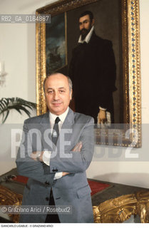 Caption: Nome: .LIGABUE GIANCARLO.Descrizione: .SCIENZA PALEONTOLOGO IMPRENDITORE/ NELLA SUA CASA.SCIENCE PALEONTOLOGIST ENTREPRENEUR / IN HIS HOME.Credit: ©Graziano Arici/Rosebud2 / Costo: .A.Nazione: .ITALIA.ITALY.Cittˆ: ..Data: .1997