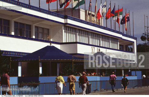 Nome:.MOSTRA INTERNAZIONALE DEL CINEMA.{VENICE} FILM FESTIVAL.Descrizione:.IL PALAZZO DEL CINEMA / MOSTRA DEL CINEMA.Credit:.Graziano Arici/Rosebud2/.Costo:.A.Nazione:.ITALIA.ITALY.Cittˆ:.VENEZIA.VENICE.Data:.1983.