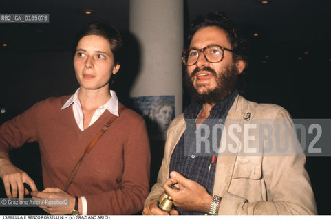 Nome: .ROSSELLINI ISABELLA.Descrizione: .CINEMA ATTRICE MODA MODELLA / CON IL FRATELLO RENZO PRODUTTORE.CINEMA ACTRESS FASHION MODEL / WITH  HER BROTHER RENZO  PRODUCER.Credit: ©Graziano Arici/Rosebud2 / Costo: .A.Nazione: .ITALIA.ITALY.Cittˆ: .VENEZIA.VENICE.Data:.1985.