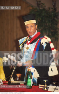 Caption: Nome: .ROVERSI MONACO FABIO.Descrizione: .RETTORE DELLUNIVERSITA DI BOLOGNA / TOGA.RECTOR OF BOLOGNA UNIVERSITY / GOWN.Credit: ©Graziano Arici/Rosebud2 / Costo: .A.Nazione: .ITALIA.ITALY.Cittˆ: ..Data: .1995