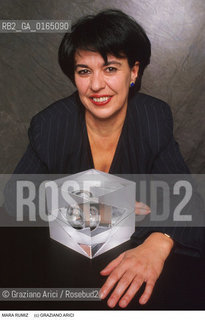 Nome:.RUMIZ MARA.Descrizione:.POLITICA / ASSESSORE ALLA CULTURA / COMUNE DI VENEZIA / CUBO.POLITICS / CULTURE COUNCILLOR RESPONSIBLE FOR A VENETIAN MUNICIPAL / CUBE.Credit:.Graziano Arici/Rosebud2/.Costo:.A.Nazione:.ITALIA.ITALY.Cittˆ:.VENEZIA.VENICE.Data:.1999.