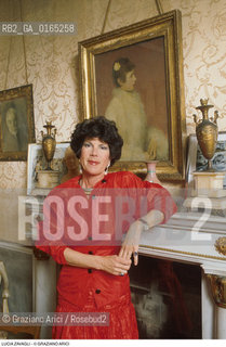 Caption: Nome: .ZAVAGLI LUCIA.Descrizione: .CONTESSA PUBBLICHE RELAZIONI / NELLA SUA CASA.Credit: ©Graziano Arici/Rosebud2 / Costo: .A.Nazione: .ITALIA.ITALY.Cittˆ: ..Data: .1987