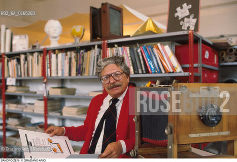 Caption: Nome: .ZEN SANDRO.Descrizione: .GRAFICO / NELLA SUA CASA.Credit: ©Graziano Arici/Rosebud2 / Costo: .A.Nazione: .ITALIA.ITALY.Cittˆ: ..Data: .1987