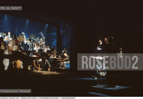 Nome: .BIENNALE MUSICA 1991.Descrizione: .EXPERIMENTUM MUNDI / DIRETTO E INTERPRETATO DA GIORGIO BATTISTELLI / REGIA DI PIERO MACCARINELLI / SCENOGRAFIA DI GIUSEPPE RANCHETTI / TEATRO CIMAR ALLARSENALE.Credit: ©Graziano Arici/Rosebud2 .Nazione: .ITALIA.Cittˆ: ..Data: .1991