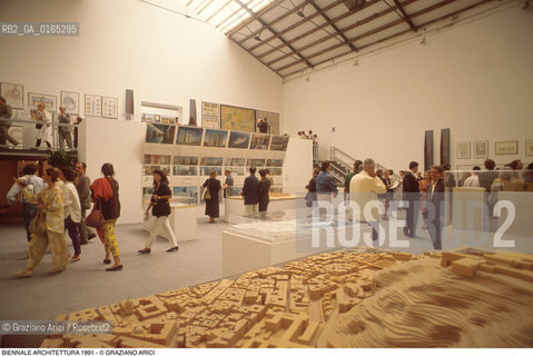 Nome: .BIENNALE ARCHITETTURA 1991.Descrizione: .QUINTA MOSTRA INTERNAZIONALE DI ARCHITETTURA / PLASTICI.Credit: ©Graziano Arici/Rosebud2 .Nazione: .ITALIA.Cittˆ: ..Data: .1991