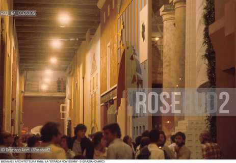 Nome: .BIENNALE ARCHITETTURA 1980.Descrizione: .LA STRADA NOVISSIMA REALIZZATA CON MATERIALI EFFIMERI ALLINTERNO DELLE CORDERIE DELLARSENALE / PROGETTATA DA VENTI ARCHITETTI DI TUTTO IL MONDO .Credit: ©Graziano Arici/Rosebud2 .Nazione: ..Cittˆ: ..Data: .1980