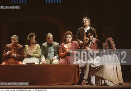 Caption: Caption: Nome: .UNA DELLE ULTIME SERE DI CARNOVALE.Descrizione: .TEATRO / IN OCCASIONE DEL CARNEVALE / AL TEATRO GOLDONI MAURIZIO SCAPARRO.Credit: ©Graziano Arici/Rosebud2 Costo: .A.Nazione: .ITALIA.Cittˆ: ..Data: .1994