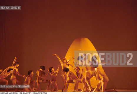 Nome: .BIENNALE MUSICA 1981.Descrizione: .DANZA BALLETTO LE BAL MIRO.Credit: ©Graziano Arici/Rosebud2 .Nazione: .ITALIA.Cittˆ: ..Data: .1981