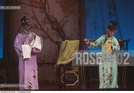 Caption: Caption: Nome: .OPERA DI PECHINO.Descrizione: .TEATRO / AL GRAN TEATRO LA FENICE.Credit: ©Graziano Arici/Rosebud2 Costo: .A.Nazione: .CINA.Cittˆ: ..Data: .1983
