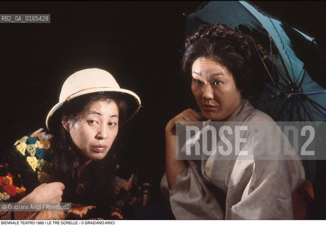 Nome: .BIENNALE TEATRO 1985.Descrizione: .LE TRE SORELLE DA ANTON CECHOV / REGIA ADATTAMENTO E COSTUMI DI TADASHI SUZUKI / ATTORI DELLO SCOT SUZUKI COMPANY OF TOGA / AL TEATRO DEL RIDOTTO.Credit: ©Graziano Arici/Rosebud2 .Nazione: .GIAPPONE.Cittˆ: ..Data: .1985