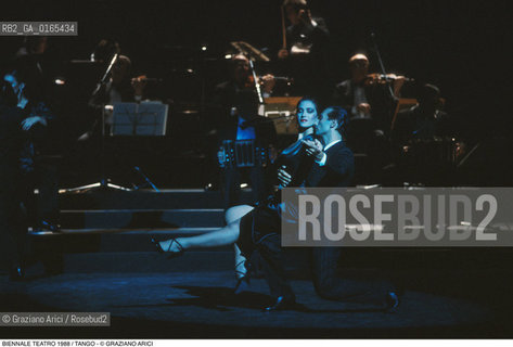 Nome: .BIENNALE TEATRO 1988.Descrizione: .DANZA TANGO.Credit: ©Graziano Arici/Rosebud2 .Nazione: ..Cittˆ: ..Data: .1988