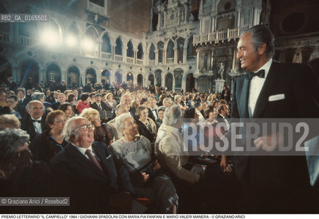 Nome: .PREMIO LETTERARIO IL CAMPIELLO.Descrizione: .LETTERATURA / GIOVANNI SPADOLINI CON MARIA PIA FANFANI E MARIO VALERI MANERA.Credit: ©Graziano Arici/Rosebud2 Costo: ..Nazione: .ITALIA.Cittˆ: ..Data: .1984.