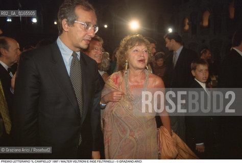 Nome: .PREMIO LETTERARIO IL CAMPIELLO.Descrizione: .LETTERATURA / IL POLITICO WALTER VELTRONI E LEDITORE INGE FELTRINELLI.Credit: ©Graziano Arici/Rosebud2 Costo: ..Nazione: .ITALIA.Cittˆ: ..Data: .1997.