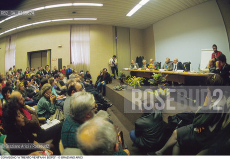 Nome: .CONVEGNO A TRENTO VENTANNI DOPO.Descrizione: .UNIVERSITA DEGLI STUDI DI TRENTO SOCIOLOGIA / MOVIMENTO STUDENTESCO.Credit: ©Graziano Arici/Rosebud2 Costo: ..Nazione: .ITALIA.Cittˆ: .TRENTO.Data: .1988.