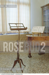 Nome: .WAGNER RICHARD .Descrizione: .MUSICA / IL LEGGIO DI RICHARD WAGNER DA CUI DIRESSE IL SUO ULTIMO CONCERTO/ A CA VENDRAMIN CALERGI / A VENEZIA .Credit: ©Graziano Arici/Rosebud2 Costo: ..Nazione: .ITALIA.Cittˆ: .VENEZIA.Data: .199O..