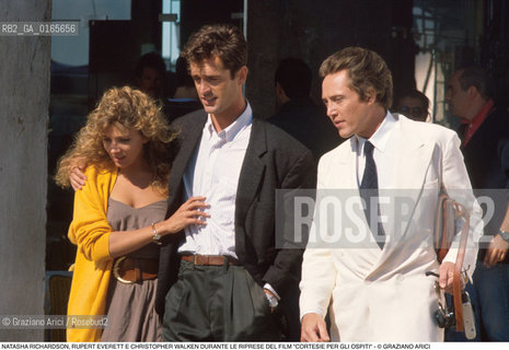 Nome: .CORTESIE PER GLI OSPITI (THE COMFORT OF STRANGERS).Descrizione: .CINEMA FILM REGIA DI PAUL SCHRADER / GLI ATTORI NATASHA RICHARDSON, RUPERT EVERETT E CHRISTOPHER WALKEN DURANTE LE RIPRESE .Credit: ©Graziano Arici/Rosebud2 / Costo: .A.Nazione: .GB-ITALIA.Cittˆ: ..Data: .1990