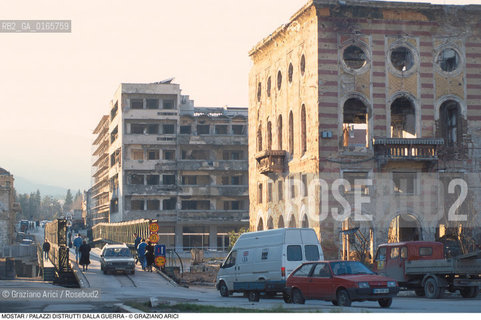 Nome: .MOSTAR.Descrizione: .GUERRA EX JUGOSLAVIA / PALAZZI DISTRUTTI.Credit: ©Graziano Arici/Rosebud2 Costo: ..Nazione: .BOSNIA.Cittˆ: ..Data: .1994..