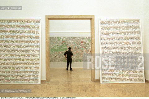 Caption: Nome: .7¡ BIENNALE ARCHITETTURA 2000 - CITTA: LESS AESTHETICS, MORE ETHICS .Descrizione: .PADIGLIONE TEDESCO STADTWENDE.Credit: ©Graziano Arici/Rosebud2 .Nazione: ..Cittˆ: ..Data: .2000
