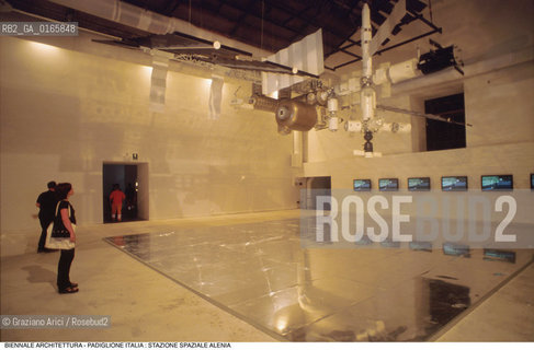 Caption: Nome: .7¡ BIENNALE ARCHITETTURA 2000 - CITTA: LESS AESTHETICS, MORE ETHICS .Descrizione: .PADIGLIONE ITALIA : STAZIONE SPAZIALE ALENIA.Credit: ©Graziano Arici/Rosebud2 .Nazione: ..Cittˆ: ..Data: .2000
