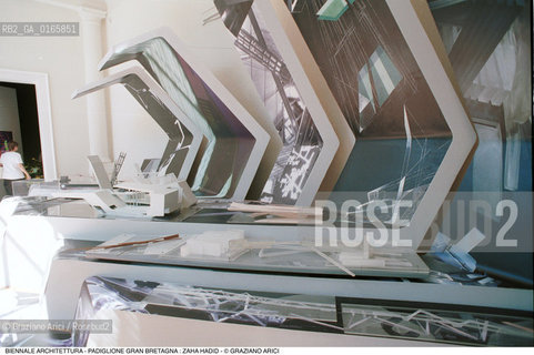 Caption: Nome: .7¡ BIENNALE ARCHITETTURA 2000 - CITTA: LESS AESTHETICS, MORE ETHICS .Descrizione: .PADIGLIONE GRAN BRETAGNA : ZAHA HADID.Credit: ©Graziano Arici/Rosebud2 .Nazione: ..Cittˆ: ..Data: .2000