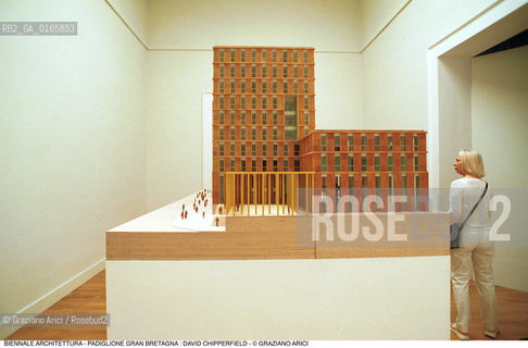 Caption: Nome: .7¡ BIENNALE ARCHITETTURA 2000 - CITTA: LESS AESTHETICS, MORE ETHICS .Descrizione: .PADIGLIONE GRAN BRETAGNA : DAVID CHIPPERFIELD.Credit: ©Graziano Arici/Rosebud2 .Nazione: ..Cittˆ: ..Data: .2000