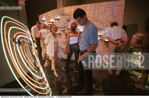 Caption: Nome: .7¡ BIENNALE ARCHITETTURA 2000 - CITTA: LESS AESTHETICS, MORE ETHICS .Descrizione: .PADIGLIONE INGLESE / BRANSON COATES.Credit: ©Graziano Arici/Rosebud2 .Nazione: ..Cittˆ: ..Data: .2000