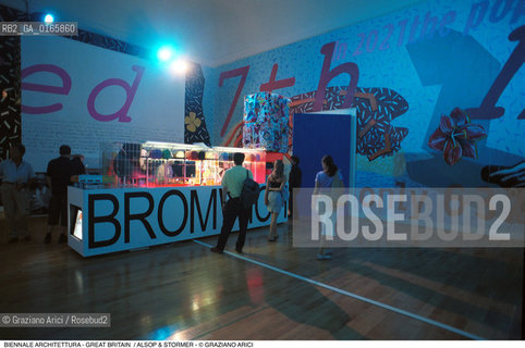 Caption: Nome: .7¡ BIENNALE ARCHITETTURA 2000 - CITTA: LESS AESTHETICS, MORE ETHICS .Descrizione: .PADIGLIONE INGLESE / ALLESTIMENTO DI ALSOP & STORMER.Credit: ©Graziano Arici/Rosebud2 .Nazione: ..Cittˆ: ..Data: .2000