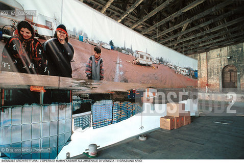 Caption: Nome: . 7¡ BIENNALE ARCHITETTURA 2000 - CITTA: LESS AESTHETICS, MORE ETHICS .Descrizione: .LOPERA DI MARIN KASIMIR ALLARSENALE DI VENEZIA  .Credit: ©Graziano Arici/Rosebud2 .Nazione: ..Cittˆ: ..Data: .2000