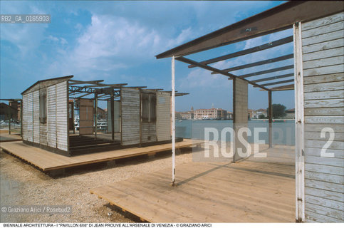 Caption: Nome: .7¡ BIENNALE ARCHITETTURA 2000 - CITTA: LESS AESTHETICS, MORE ETHICS .Descrizione: .I PAVILLON 6X6 DI JEAN PROUVE ALLARSENALE DI VENEZIA.Credit: ©Graziano Arici/Rosebud2 .Nazione: ..Cittˆ: ..Data: .2000