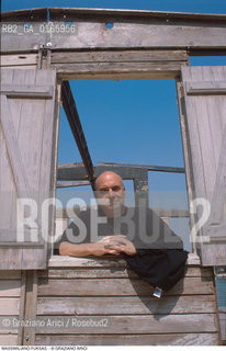 Nome: .FUKSAS MASSIMILIANO.Descrizione: .ARCHITETTO ARCHITETTURA FINESTRA.Credit: ©Graziano Arici/Rosebud2 / Costo: .A.Nazione: ..Cittˆ: .VENEZIA.VENICE.Data: .2000