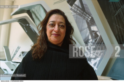 Caption: Nome: .7¡ BIENNALE ARCHITETTURA 2000 - CITTA: LESS AESTHETICS, MORE ETHICS .Descrizione: .ZAHA HADID ARCHITETTO.Credit: ©Graziano Arici/Rosebud2 .Nazione: ..Cittˆ: ..Data: .2000