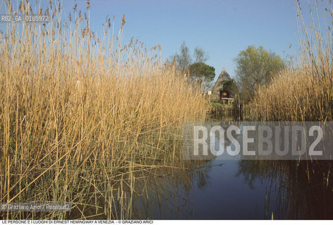 Caption: Nome: .ERNEST HEMINGWAY.Descrizione: .I CASONI A CAORLE.Credit: ©Graziano Arici/Rosebud2 .Nazione: ..Cittˆ: ..Data: .1991.