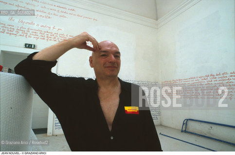 Caption: Nome: .7¡ BIENNALE ARCHITETTURA 2000 - CITTA: LESS AESTHETICS, MORE ETHICS .Descrizione: .JEAN NOUVEL ARCHITETTO.Credit: ©Graziano Arici/Rosebud2 .Nazione: ..Cittˆ: ..Data: .2000