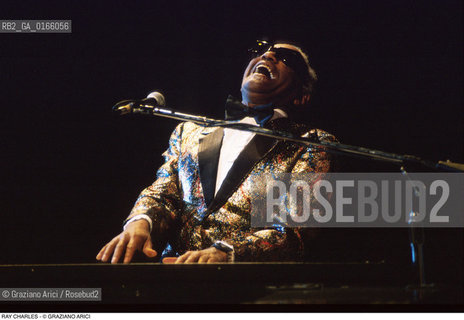 Caption: Nome: .CHARLES RAY.Descrizione: .MUSICA JAZZ RHYTHMN BLUES SOUL CANTANTE PIANISTA/CON OCCHIALI.Credit: ©Graziano Arici/Rosebud2 / Costo: .A.Nazione: .USA.Cittˆ: ..Data: .1996