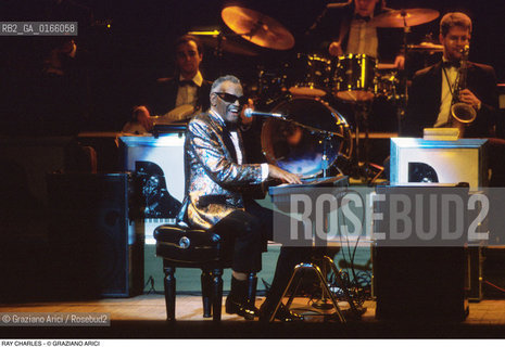 Caption: Nome: .CHARLES RAY.Descrizione: .MUSICA JAZZ RHYTHMN BLUES SOUL CANTANTE PIANISTA/ALLA TASTIERA.Credit: ©Graziano Arici/Rosebud2 / Costo: .A.Nazione: .USA.Cittˆ: ..Data: .1996