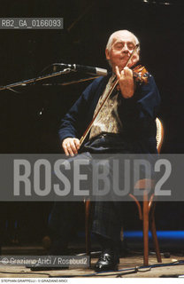 Caption: Nome: .GRAPPELLI STEPHAN.Descrizione: .MUSICA JAZZ VIOLINISTA/AL VIOLINO.Credit: ©Graziano Arici/Rosebud2 / Costo: .A.Nazione: .FRANCIA.Cittˆ: ..Data: .1993