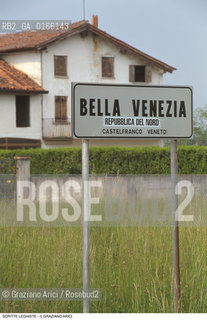 Nome: .LEGA NORD.Descrizione: .POLITICA / SCRITTE PRO SECESSIONE .Credit: ©Graziano Arici/Rosebud2 Costo: ..Nazione: .ITALIA.Cittˆ: ..Data: .1997..