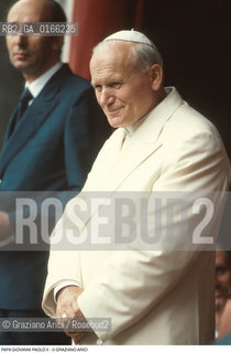 Nome: .PAPA.Descrizione: .RELIGIONE / VISITA DEL SANTO PADRE GIOVANNI PAOLO II KAROL WOJTYLA / SULLO SFONDO IL RETTORE CASTELLANI.Credit: ©Graziano Arici/Rosebud2 / Costo: .A.Nazione: .ITALIA.Cittˆ: ..Data: .17/06/1985