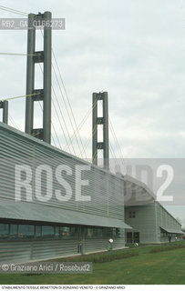 Caption: Nome: .FABBRICA BENETTON.Descrizione: .STABILIMENTO TESSILE / PONZANO.Credit: ©Graziano Arici/Rosebud2 .Nazione: ..Cittˆ: ..Data: .2000.