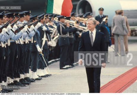 Nome: .SUMMIT.Descrizione: .POLITICA VERTICE DEI NOVE PAESI PIU INDUSTRIALIZZATI / IL PRESIDENTE AMERICANO JIMMY CARTER / ACCOGLIENZA ITALIANA CON PARATA MILITARE ALLAEROPORTO.Credit: ©Graziano Arici/Rosebud2 Costo: ..Nazione: .ITALIA.Cittˆ: ..Data: .1980..