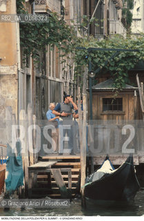 Nome: .SUMMIT.Descrizione: .POLITICA VERTICE DEI NOVE PAESI PIU INDUSTRIALIZZATI E DEI PAESI CEE / POLIZIA ARMI.Credit: ©Graziano Arici/Rosebud2 Costo: ..Nazione: .ITALIA.Cittˆ: .VENEZIA.Data: .1980..