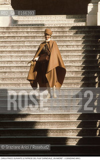 Nome: .CARNEVALE, UN AMORE .Descrizione: .DANZA BALLETTO CINEMA FILM REGIA DI MARIO LANFRANCHI /  LATTRICE-BALLERINA CARLA FRACCI DURANTE LE RIPRESE SULLA SCALA DEI GIGANTI A PALAZZO DUCALE.Credit: ©Graziano Arici/Rosebud2 / Costo: .A.Nazione: .ITALIA.Cittˆ: ..Data: .1981