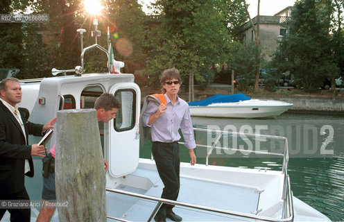CINEMA 2000 / 57. MOSTRA INTERNAZIONALE DARTE CINEMATOGRAFICA - IL CANTANTE MICK JAGGER (GB) / MUSICA ROCK / IN BARCA - ©Graziano Arici/Rosebud2