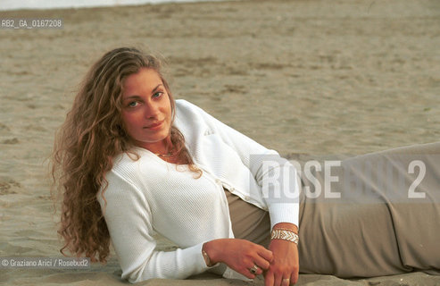 CINEMA 2000 / 57. MOSTRA INTERNAZIONALE DARTE CINEMATOGRAFICA - LAURE DE CLERMONT TONNERRE (FRANCIA), ATTRICE NEL FILM FILS DE DEUX MERES OU COMEDIE DE LINNOCENCE IN SPIAGGIA - ©Graziano Arici/Rosebud2