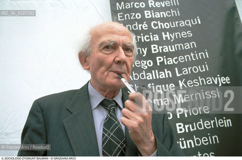 SOCIOLOGIA 2000 / IL SOCIOLOGO ZYGMUNT BAUMAN (GERMANIA) CON LA PIPA - ©Graziano Arici/Rosebud2