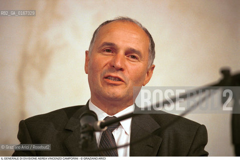FONDAMENTA 5/8 OTTOBRE 2000: GLOBO CONTESO - ESERCITO DIFESA / IL GENERALE DI DIVISIONE AEREA VINCENZO CAMPORINI - ©Graziano Arici/Rosebud2