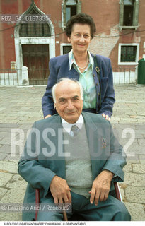 RELIGIONE EBRAICA TEOLOGIA POLITICA / ANDRE CHOURAQUI (ISRAELE), UNO DEI MASSIMI INTERPRETI DELLEBRAISMO INTERCONFESSIONALE / A VENEZIA IN CAMPO S. ANGELO / 2000 - ©Graziano Arici/Rosebud2 