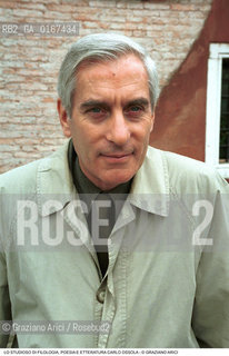 LETTERATURA LINGUISTICA 2000 / LO STUDIOSO DI FILOLOGIA E POESIA CARLO OSSOLA (ITALIA) - ©Graziano Arici/Rosebud2 