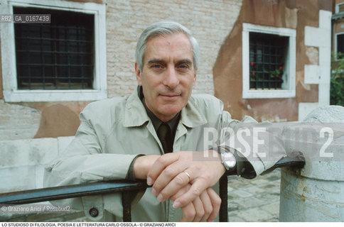 LETTERATURA LINGUISTICA 2000 / LO STUDIOSO DI FILOLOGIA E POESIA CARLO OSSOLA (ITALIA) - ©Graziano Arici/Rosebud2 